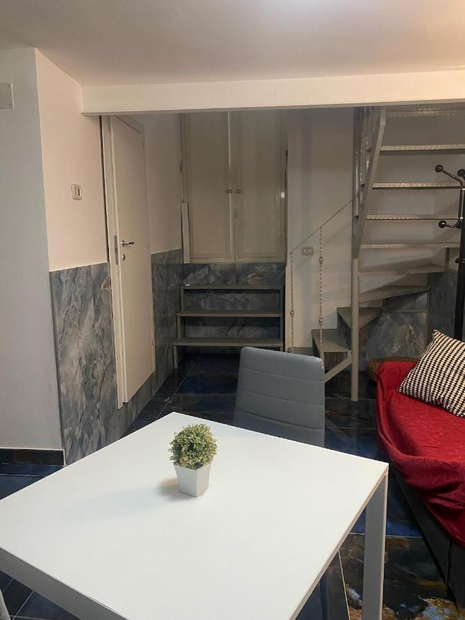Capodichino Guest House Napoli Exterior foto